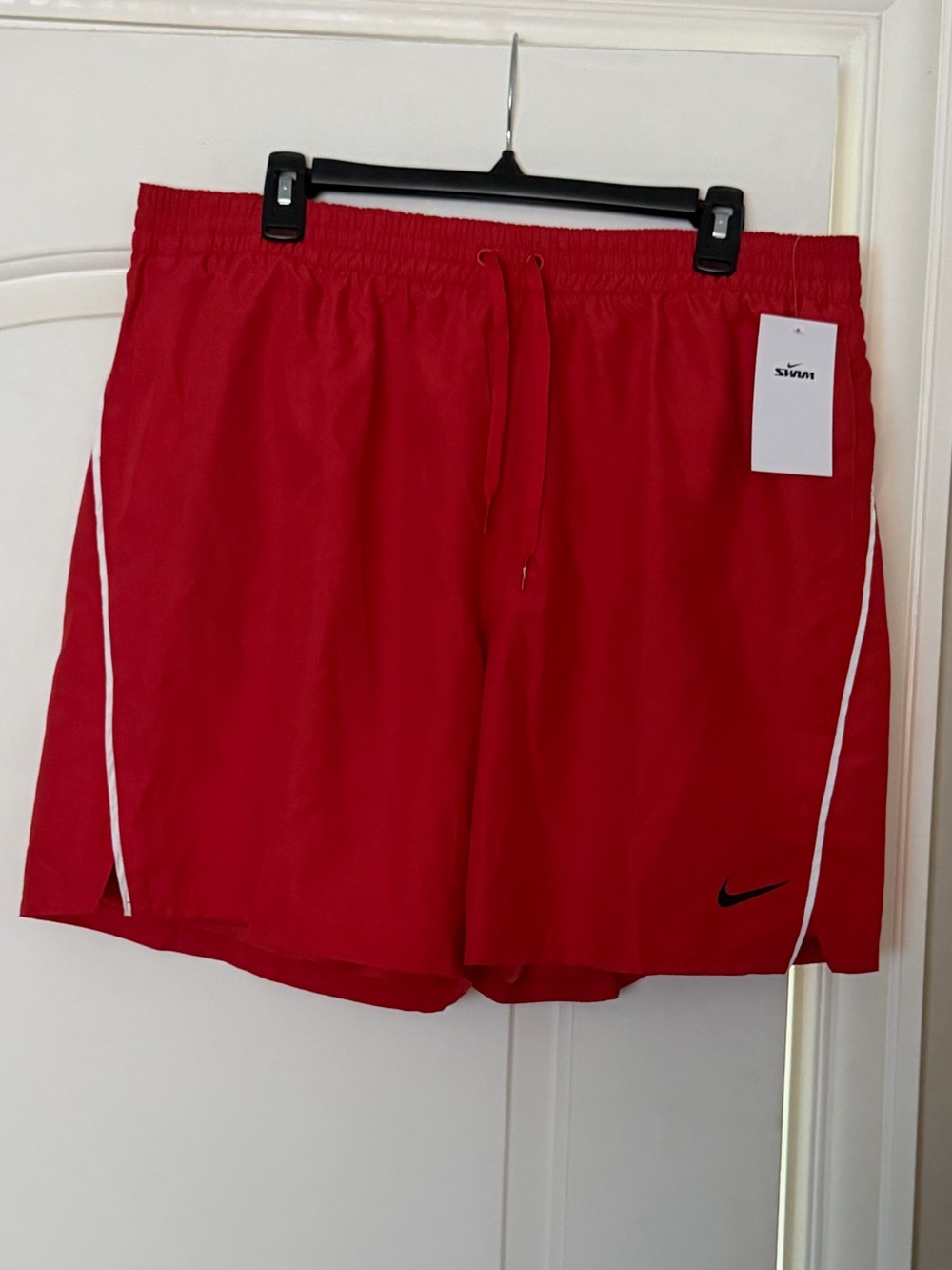 Brand new””NIKE “swimming shorts.Size-XXL,color-red/black.❤️🖤
